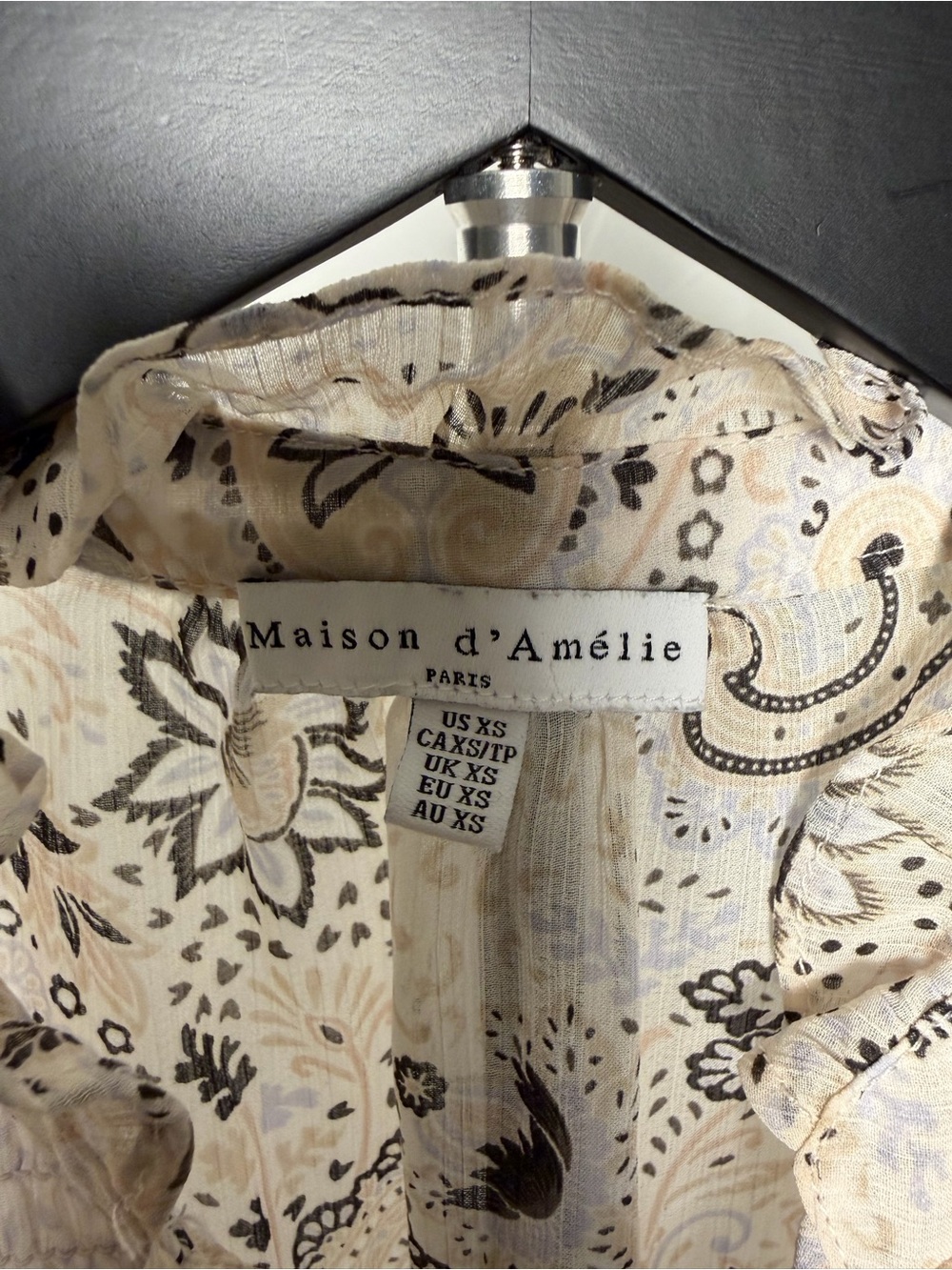 Mason D’Amelie Paisley Ruffle Blouse - Picture 6 of 9